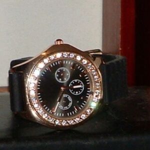 Claire’s Rhinestone Silicone Band Watch
